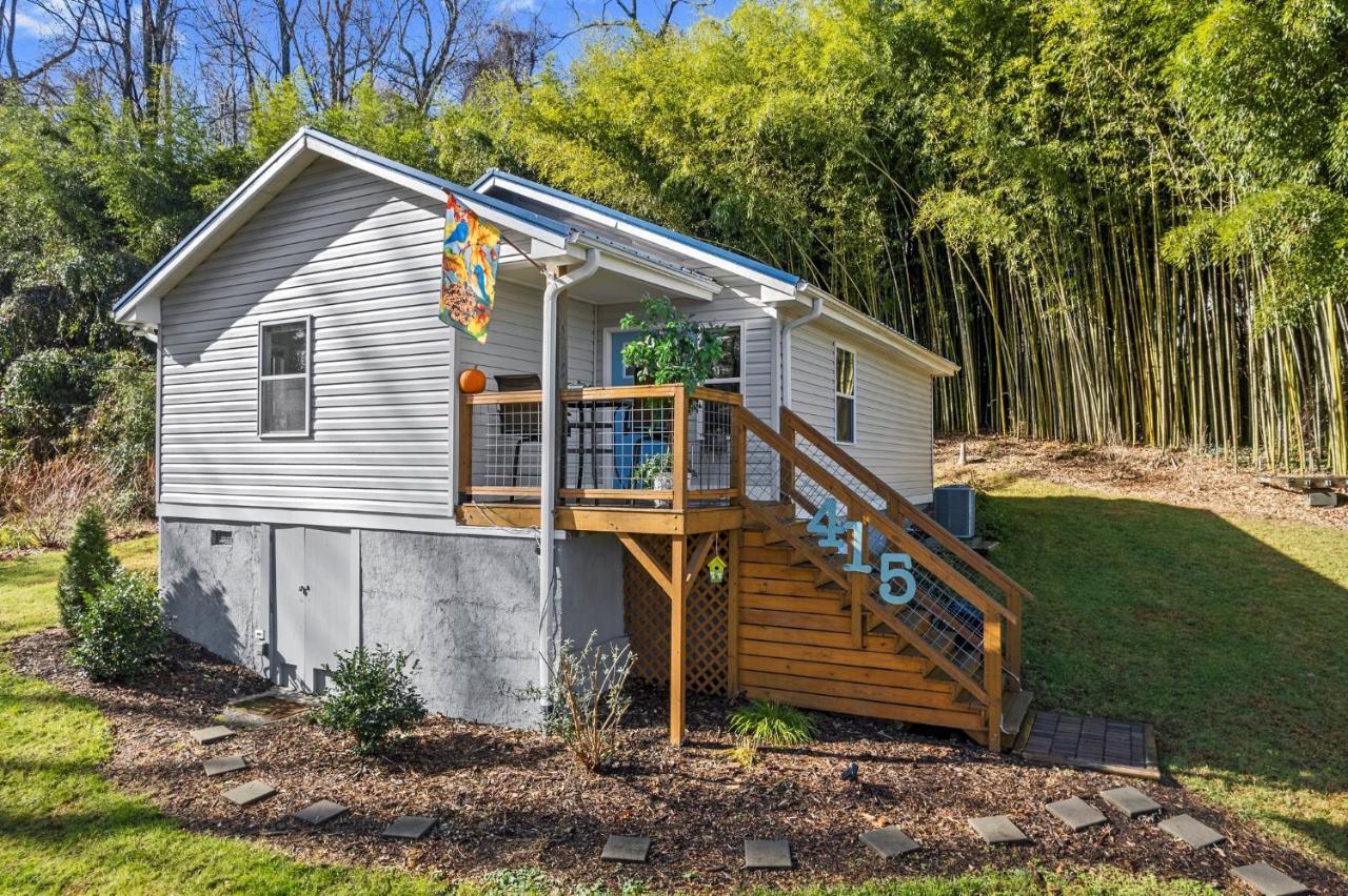 The Bamboo Bungalow Хендерсънвил Екстериор снимка